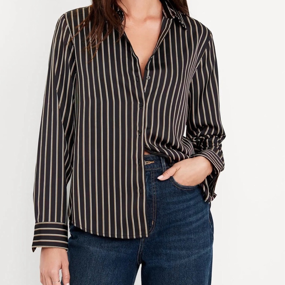 Old Navy Satin Classic Button Down Black and White Striped Shirt - medium